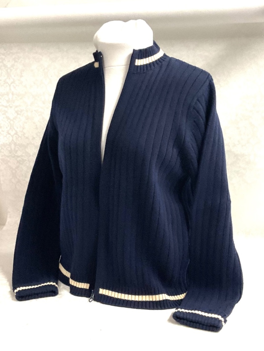 CHARTER CLUB. Sweater. Zipper Front  100% cotton, Petite